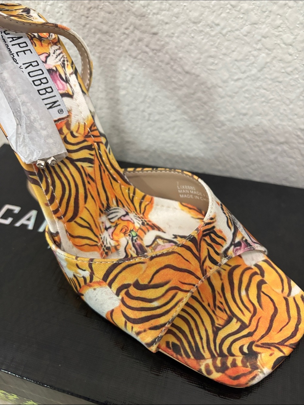 Tiger-Print Slingback Block Heels - Picture 2 of 8
